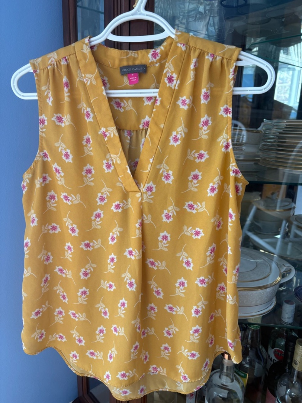 Vince Camuto Mustard Yellow Floral Sleeveless V-Neck Blouse